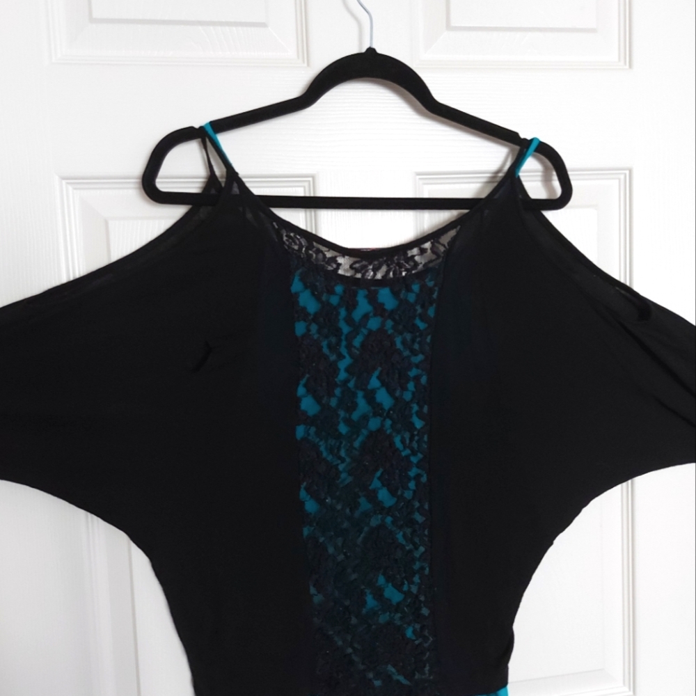 Black Lace Back Cold Shoulder Batwing Shirt